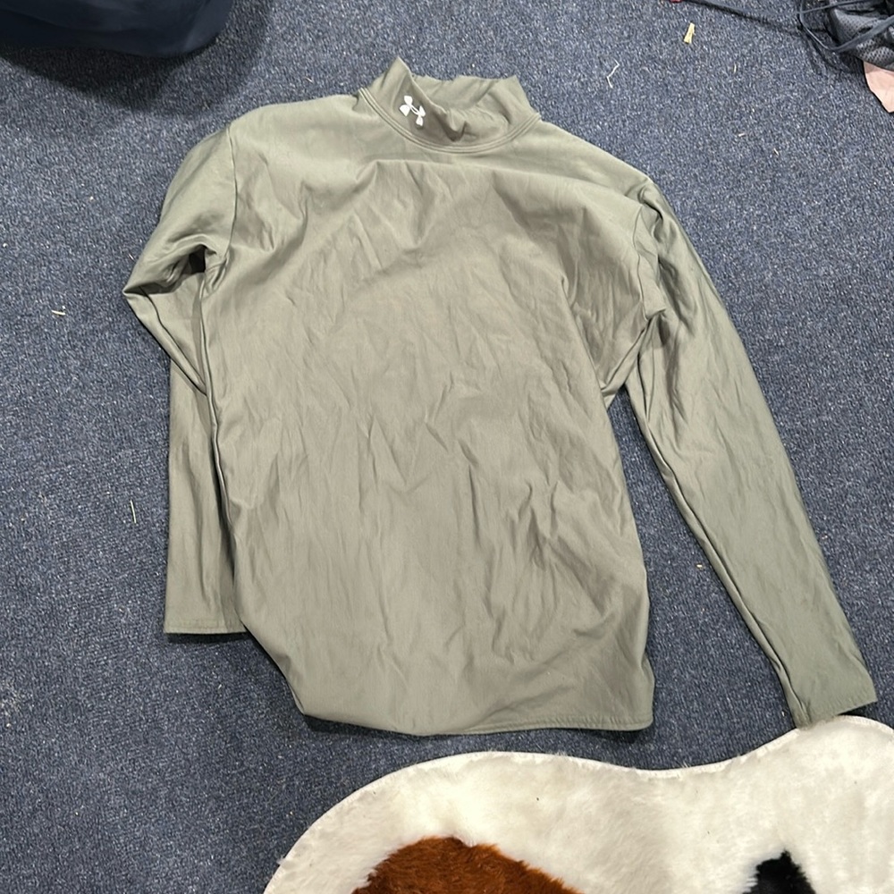 Green shirt